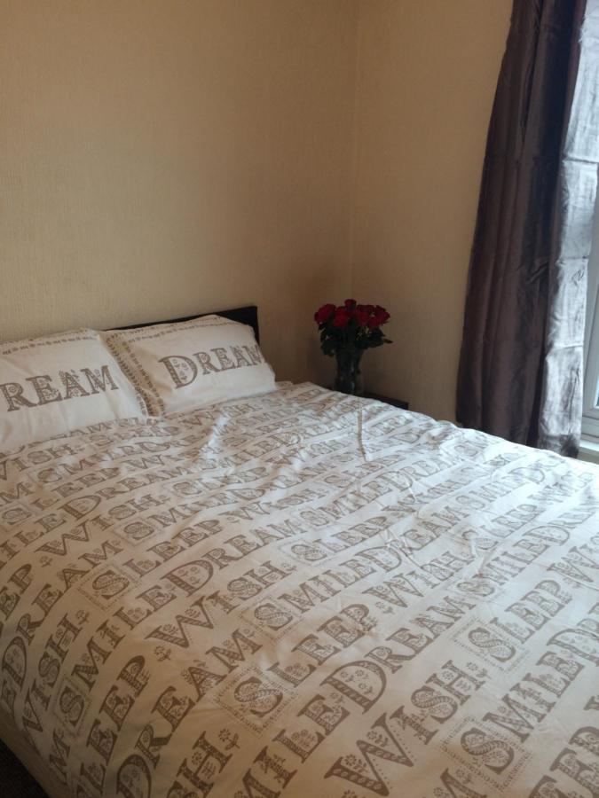 4 Bedroom House For Corporate Stays In Kettering Exterior foto